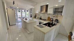 Parbury Avenue (D16), Terrace #636504061